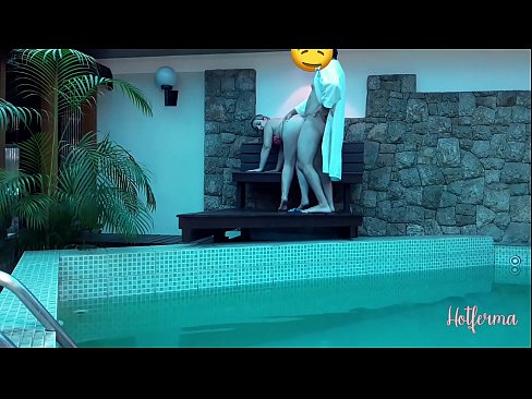 ❤️ O xefe invita a criada á piscina, pero non puido resistirse a un quente ❤️ Porno en % gl.megaofertas.top % ️❤
